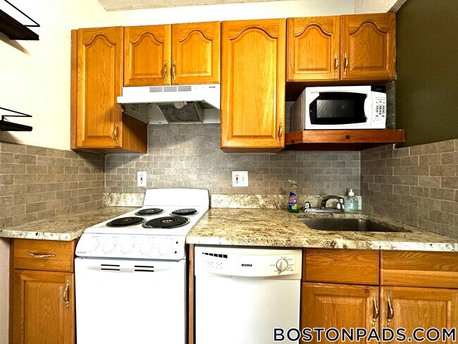 Photo - 1110 Commonwealth Ave Unit 606