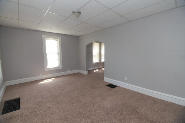 Photo - 2 bed 1 bath Moline house!