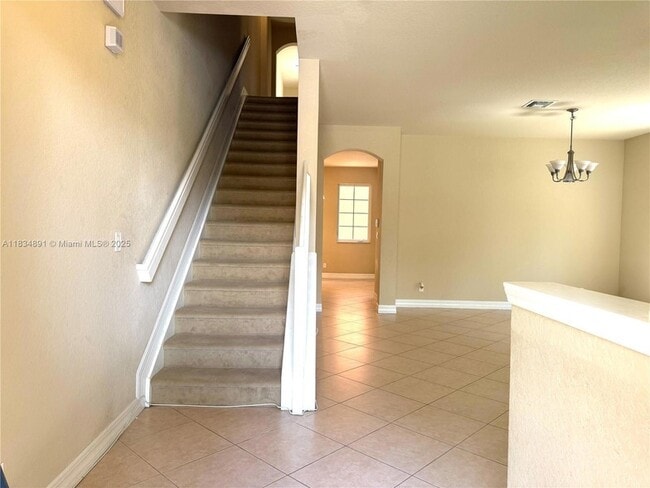 Photo - 131 Ennis Ln