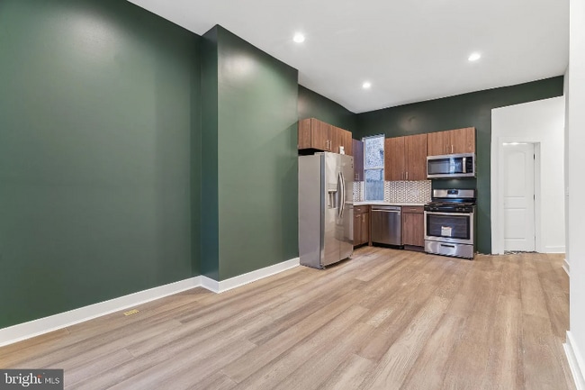 Photo - 2146 N Van Pelt St Unit Apt #1