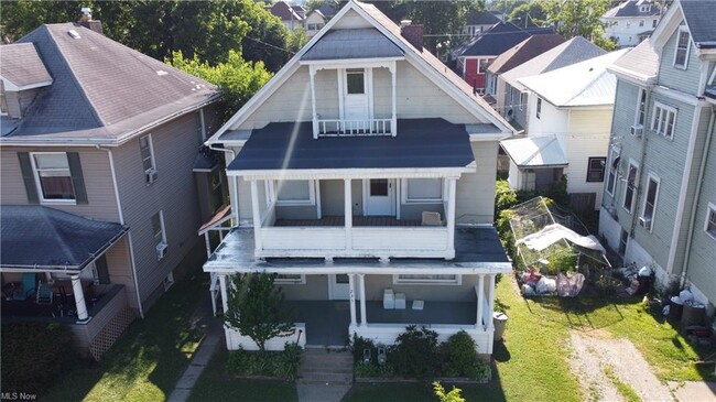 Building Photo - 235 N 10th St