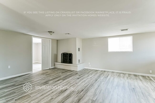 Photo - 2128 W Hartford Ave