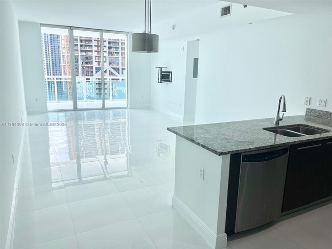 Photo - 950 Brickell Bay Dr Condo Unit 3400