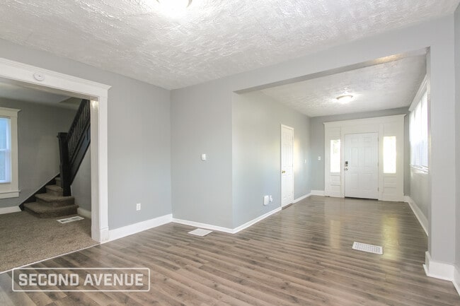 Photo - 3616 N Illinois St