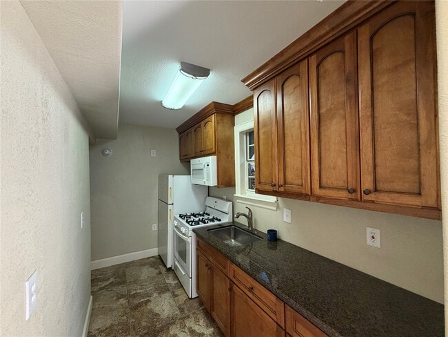 Photo - 1310 Bayou Shore Dr