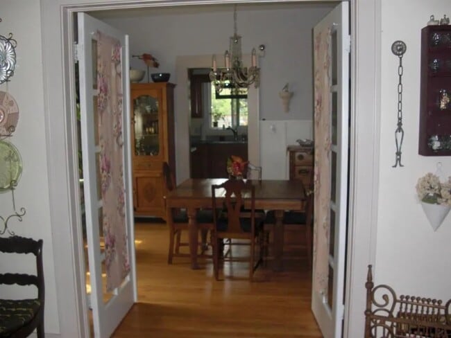 Photo - 157 8th Ave N