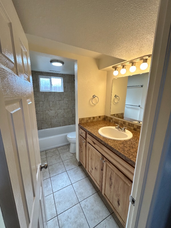 Photo - 1015 Roosevelt Ave Unit B1