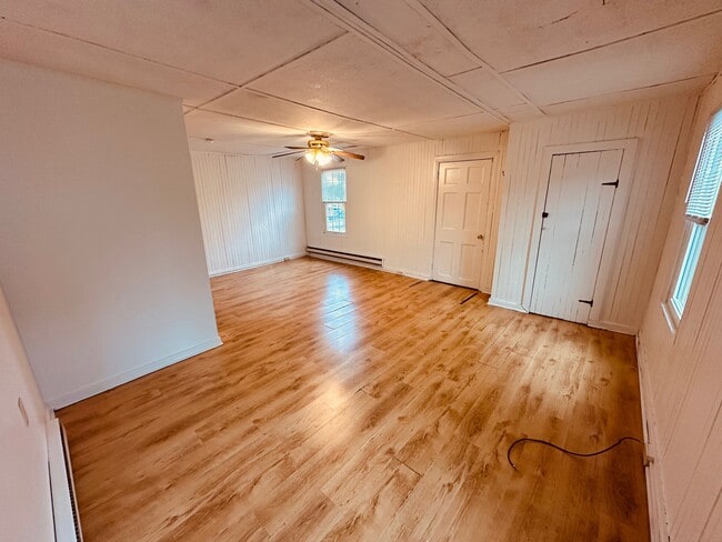 Photo - 361 W Market St