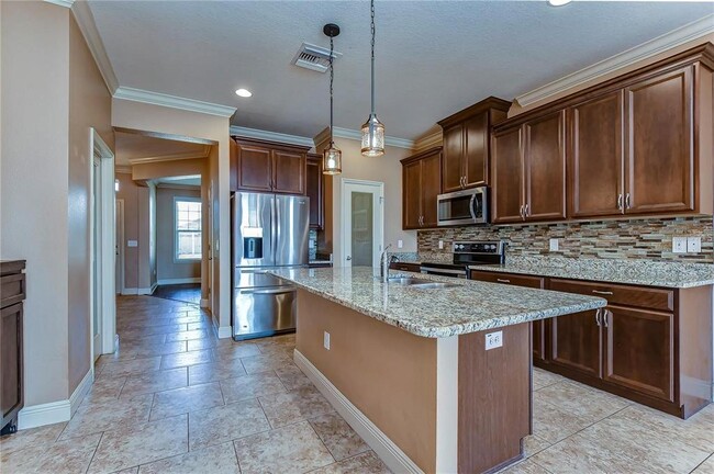 Photo - 19391 Long Lake Ranch Blvd