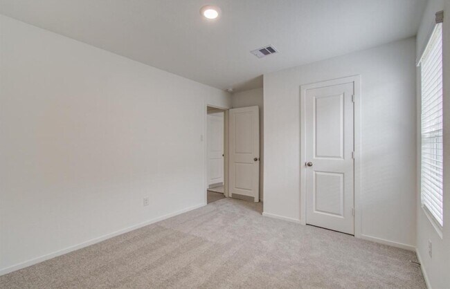 Photo - 18027 Valle Cupa Ln