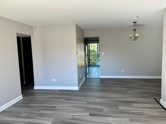 Photo - 9320 Hamilton Ct