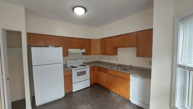 Photo - 49 Cedar St Unit 2 Rear