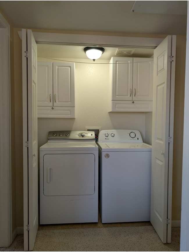 Photo - 2631 E 15th St Unit 302