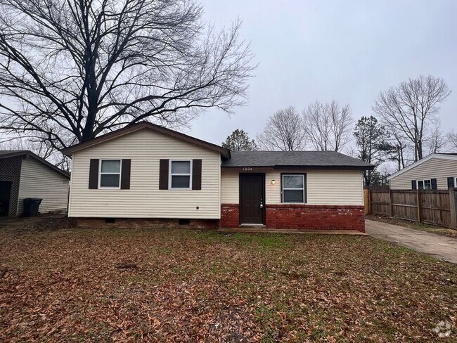 Building Photo - 1834 Southaven Cir N Rental