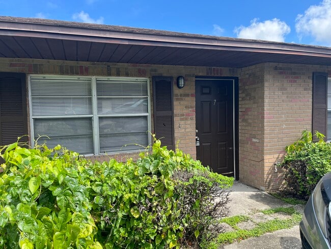 Photo - 101 Lake Hunter Dr