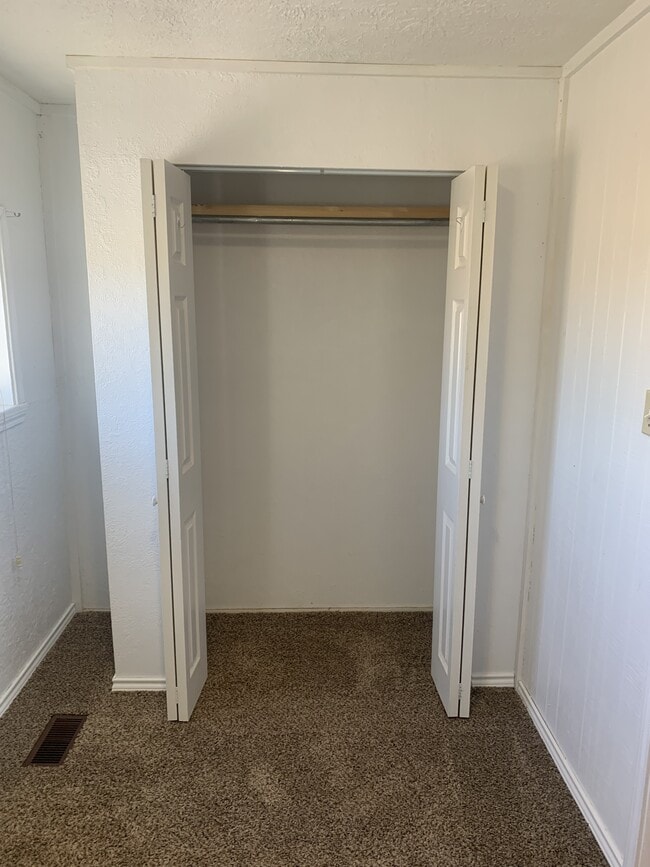 Photo - 137 Hillside Rd