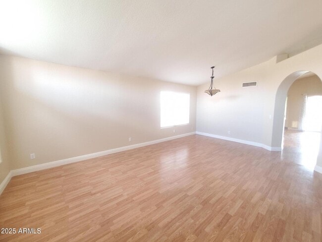Building Photo - 1641 W Winchester Way Rental