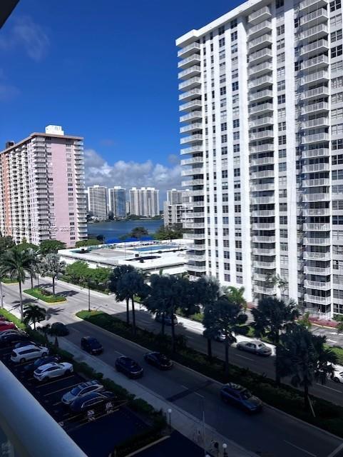 Photo - 230 174th St Unit 811