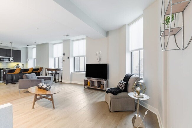 Photo - 10 Light St Unit ID1024637P