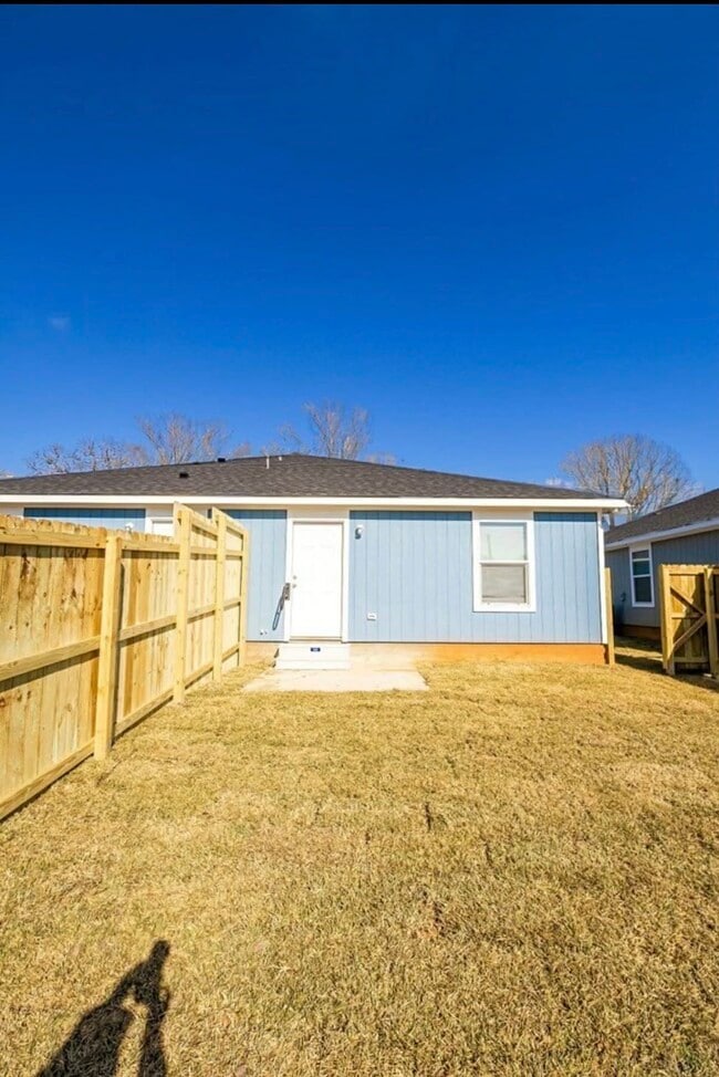 Photo - 1301 Dolph St