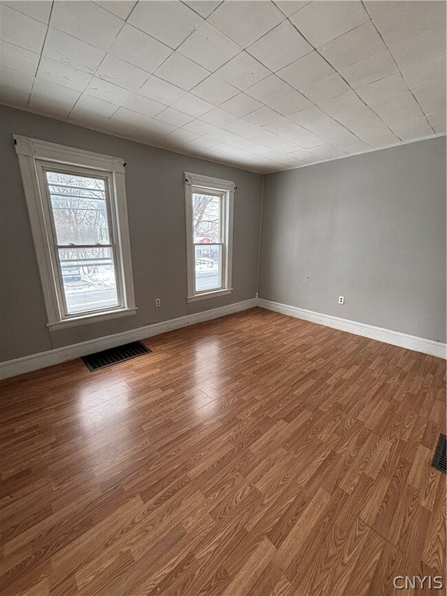 Photo - 702 Leray St