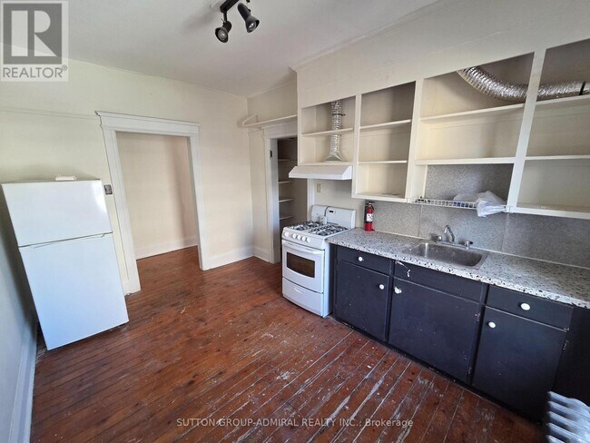 Photo - 1266 Yonge St Unité 4