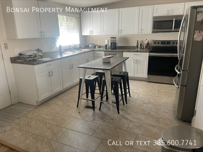 Photo - 1517 Mango Rd