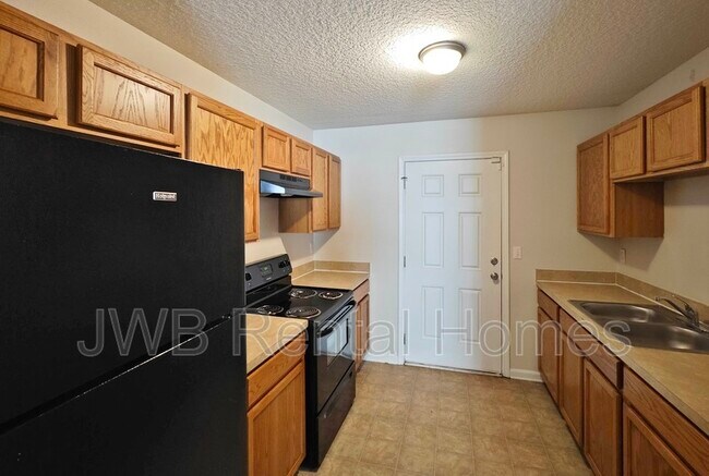 Photo - 2353 Johnson Ave