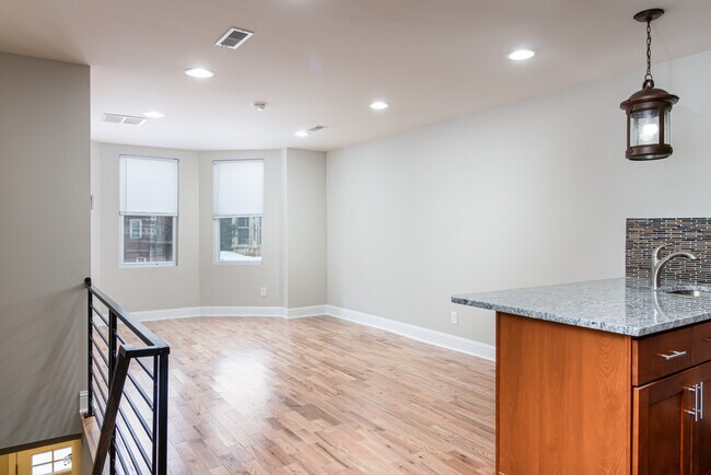 Photo - 5209 Chancellor BRAND NEW DUPLEX APT