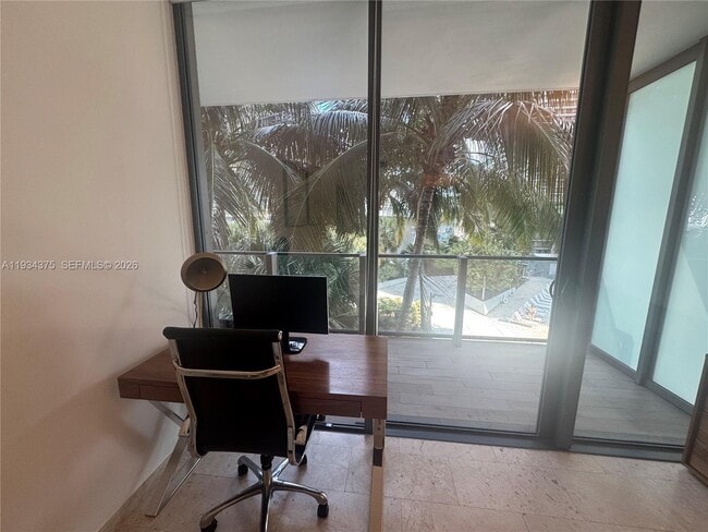 Photo - 88 SW 7th St Unit 805