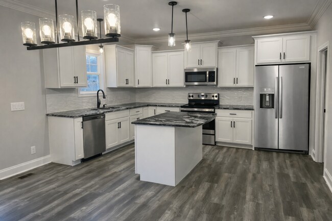 Photo - 3084 Timberdale Dr