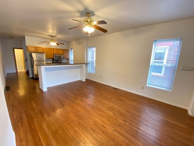 Photo - 1616-1618-1618 Summit St Unit 1616