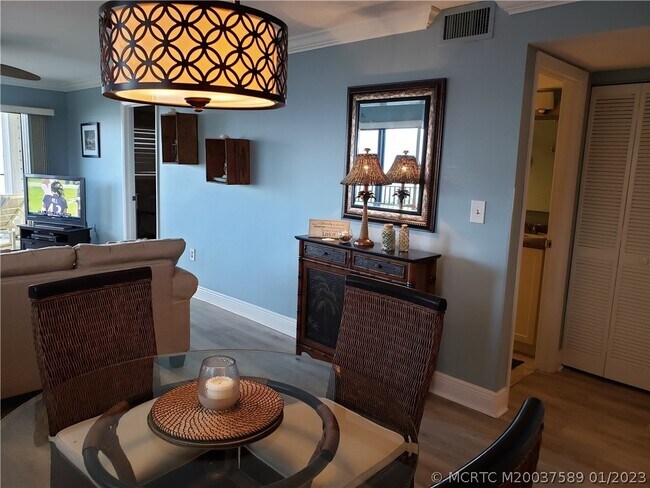 7440 S Ocean Dr Unit 323A
