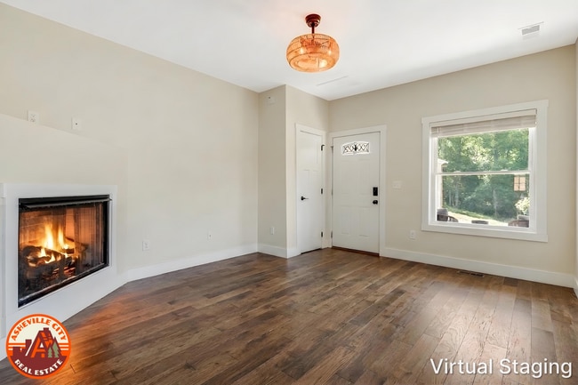 Building Photo - North Asheville 3-Bedroom Home with Fenced-In Yard Near Upcoming Taylor's Wave
