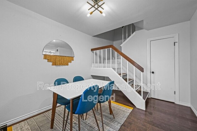 Photo - 5740 Martel Ave