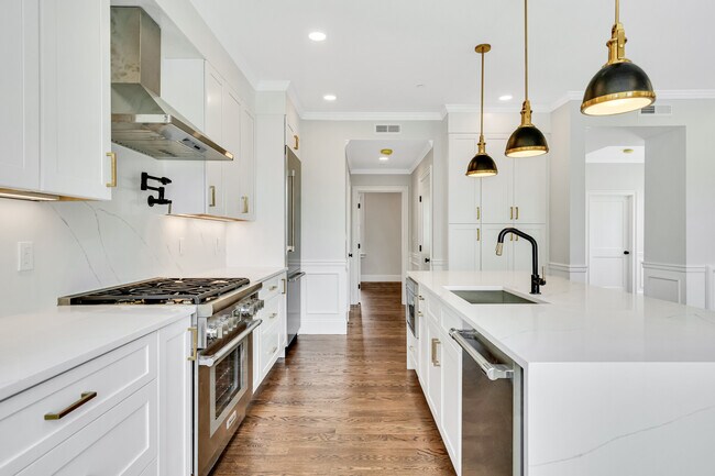 Photo - 128 Longwood Ave Unit U2