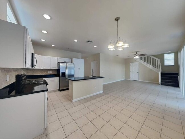 Building Photo - 5352 SW 155th Ave Rental