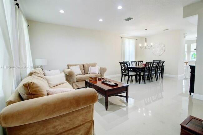 Photo - 1610 Sandpiper Cir