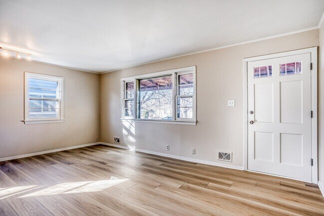 Photo - 1708 S Eudora St