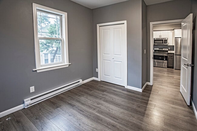 Photo - 100 W Broad St