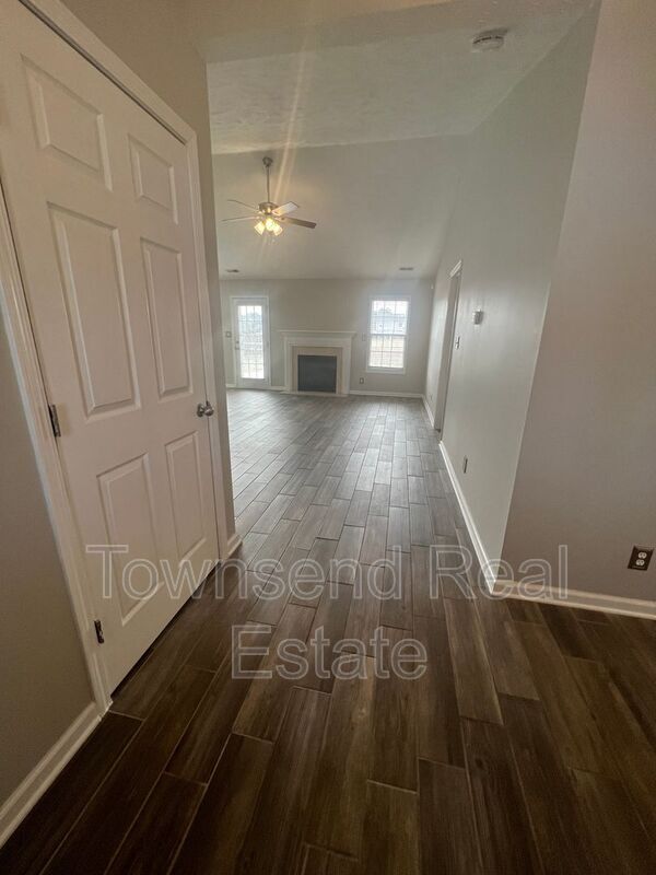 Photo - 376 Tennessee Walker Dr