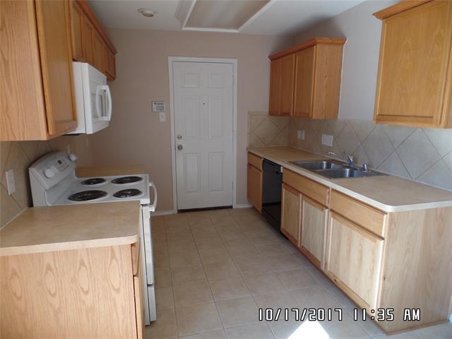 Photo - 7109 Planters Row Dr