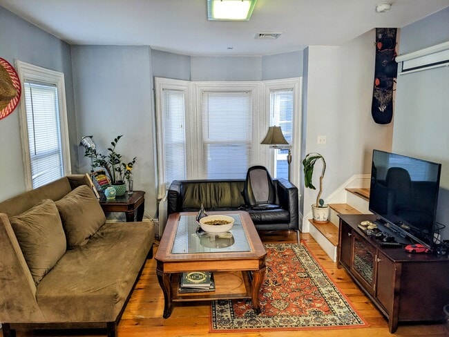 Photo - 17 Quincy St Unit 2