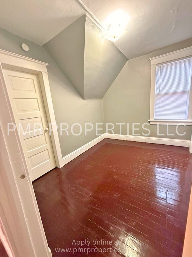 Photo - 2856 Bristol St Unit 2