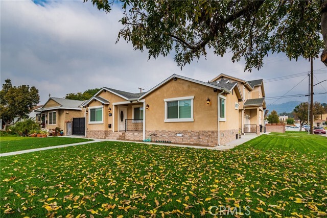 Photo - 1400 Leland Way House