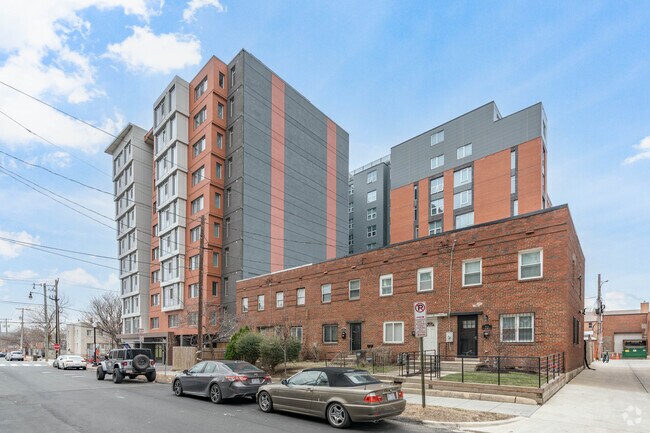 1550 First St SW