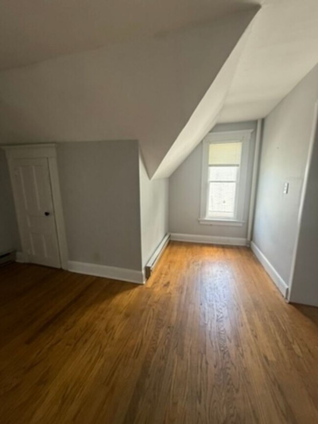 Photo - 75 Turner Ave Unit 3