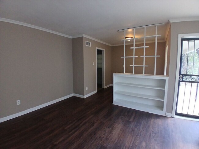 Photo - Spacious 3 bedroom 1 bath home - Open To S...