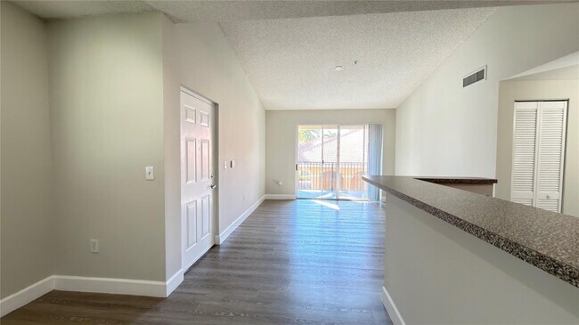 Photo - 8000 Nob Hl Rd Unit 202