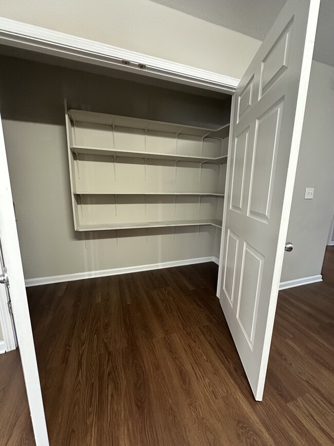 Photo - 128 Branch St